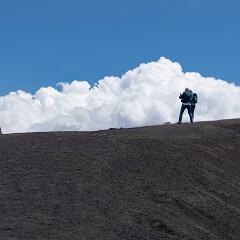 2025-05-07 12-15 ILCE-7CM2 A7C05395 null